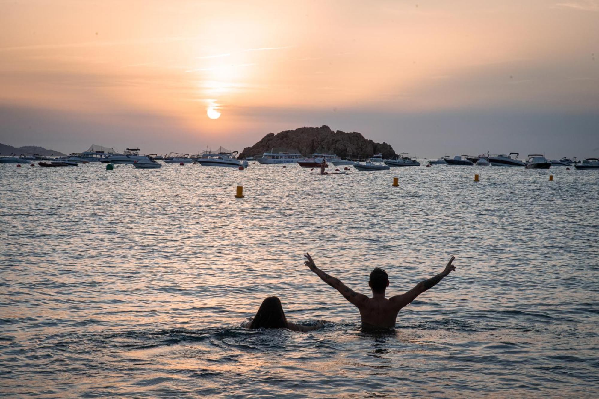 Mana Mana Youth Hostel Tossa de Mar Exteriér fotografie